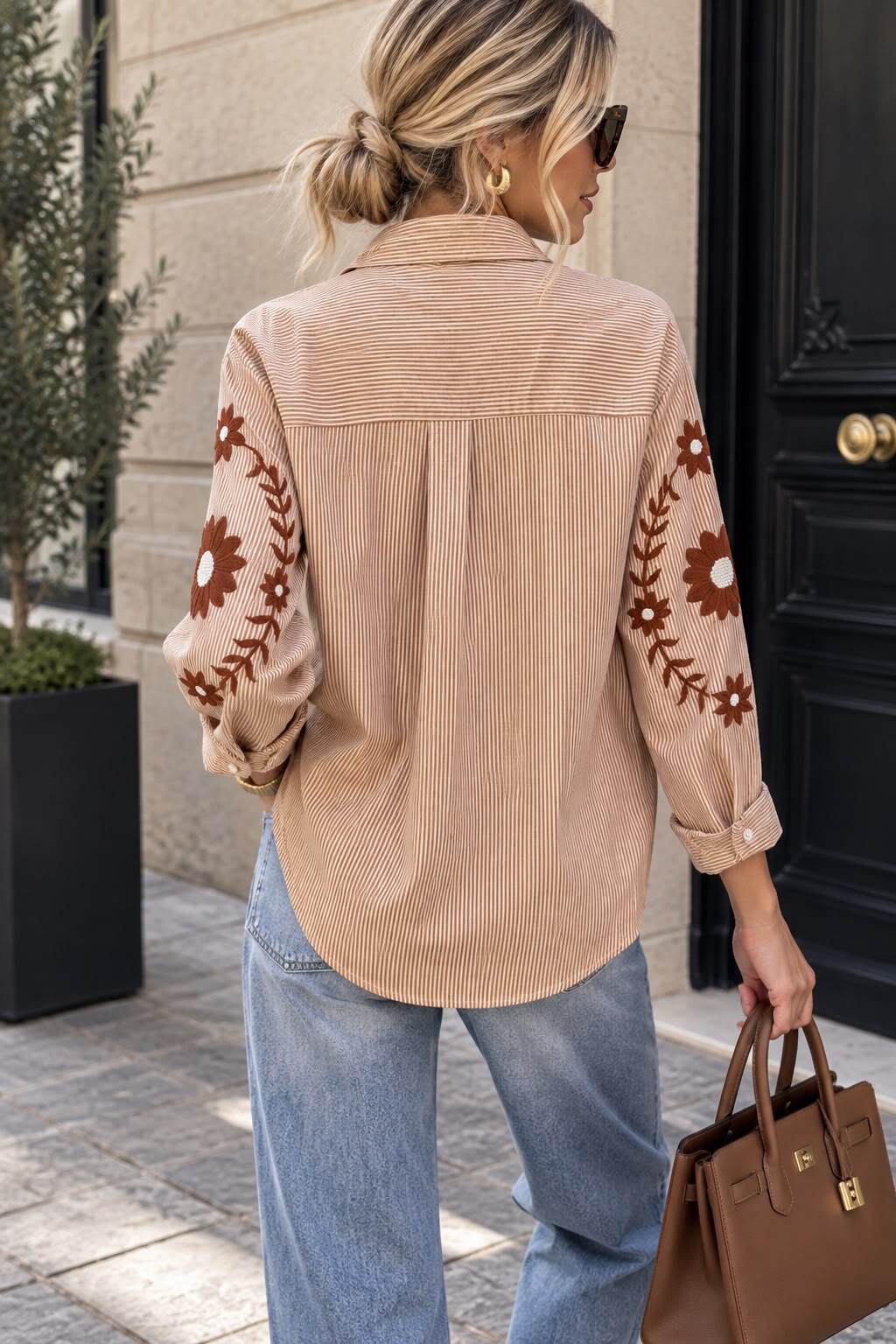 Chemise Oversize Rayée à Broderies Florales