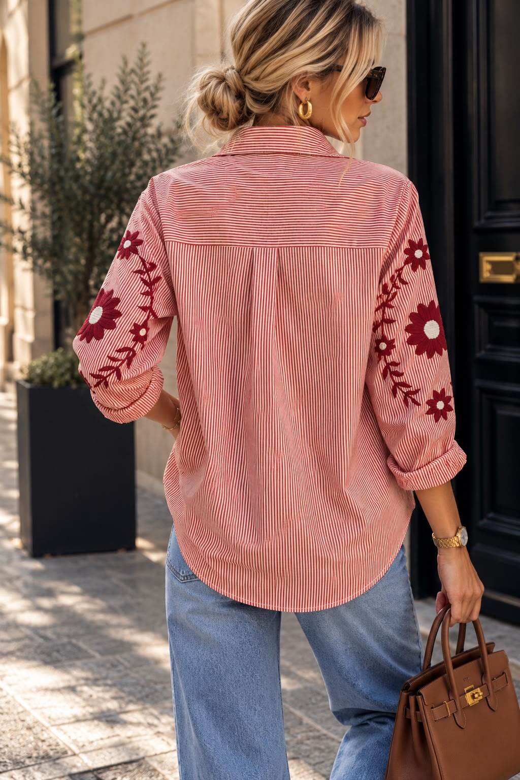 Chemise Oversize Rayée à Broderies Florales