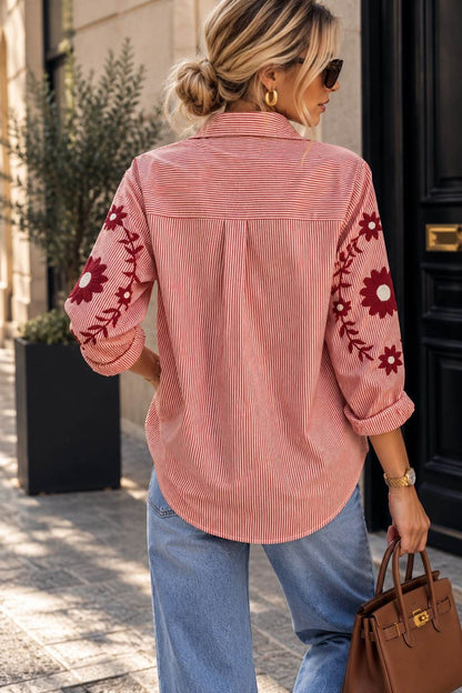Chemise Oversize Rayée à Broderies Florales