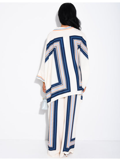 Ensemble fluide pantalon et chemise à motifs