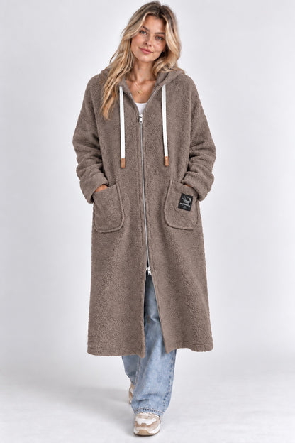 Manteau Long Moutonné à Capuche
